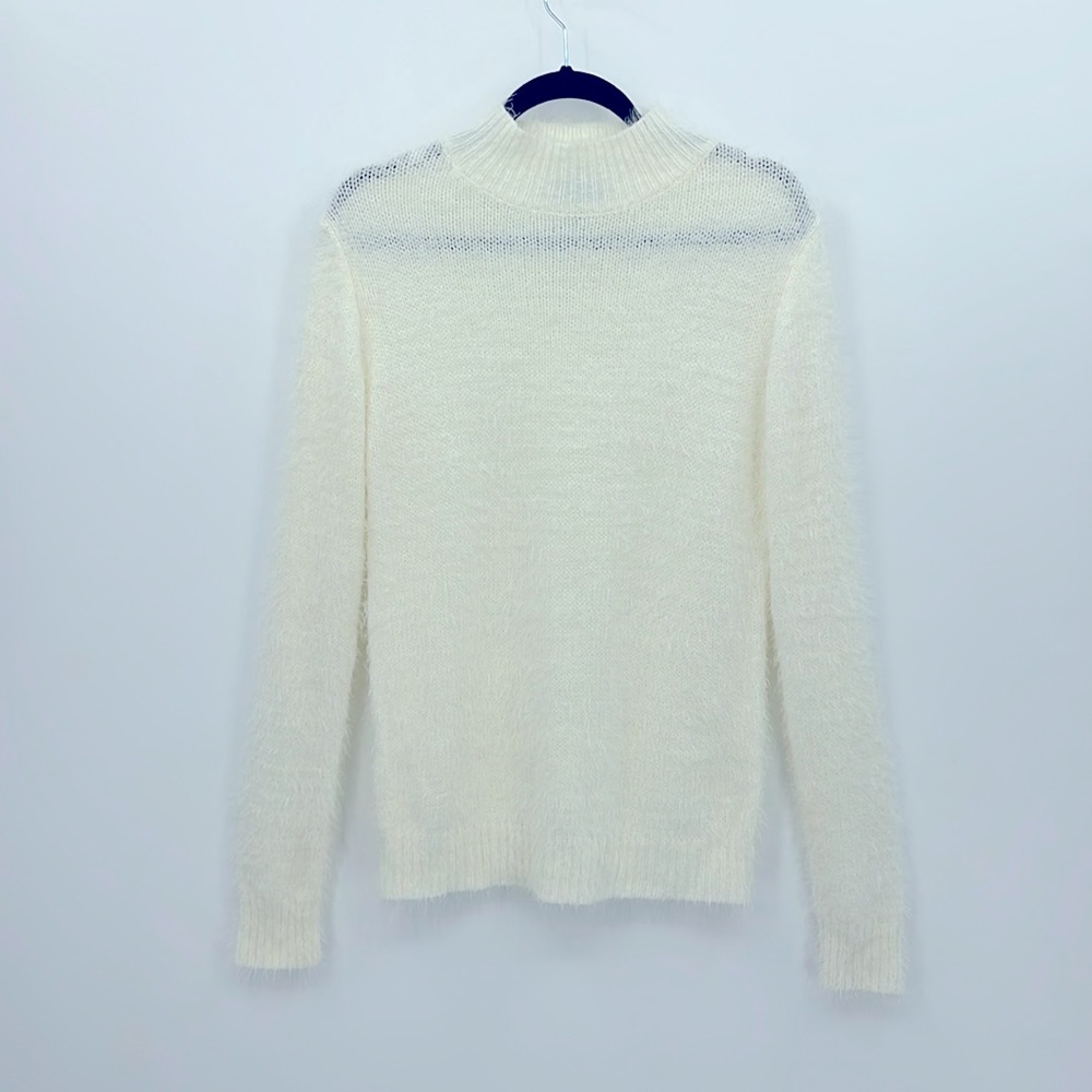 (#110)PURE HYPE Eyelash Mock-Neck Sweater